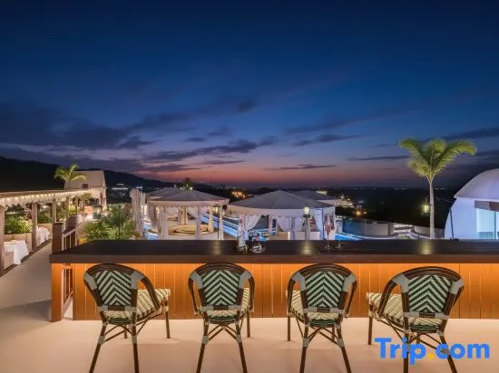 Ujoy · Sea View Villa Resort