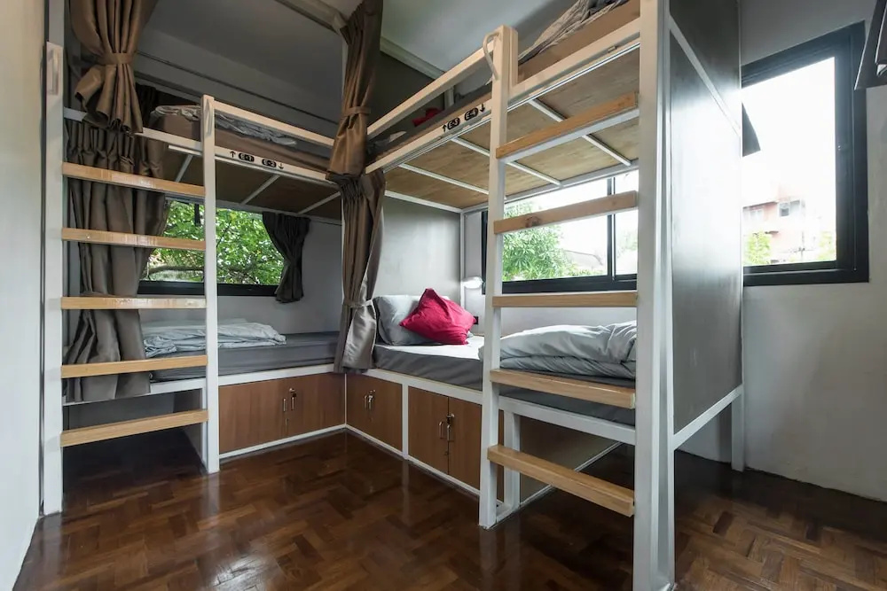 Bed in Dorm with balcony