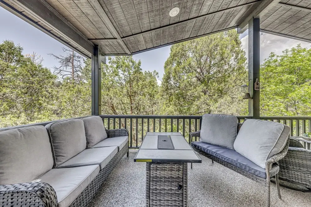 18 Mi to Ski Apache - Ruidoso Home Fit for Family!