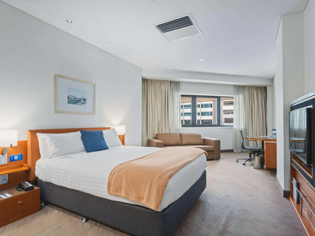 Novotel Canberra — фото 2