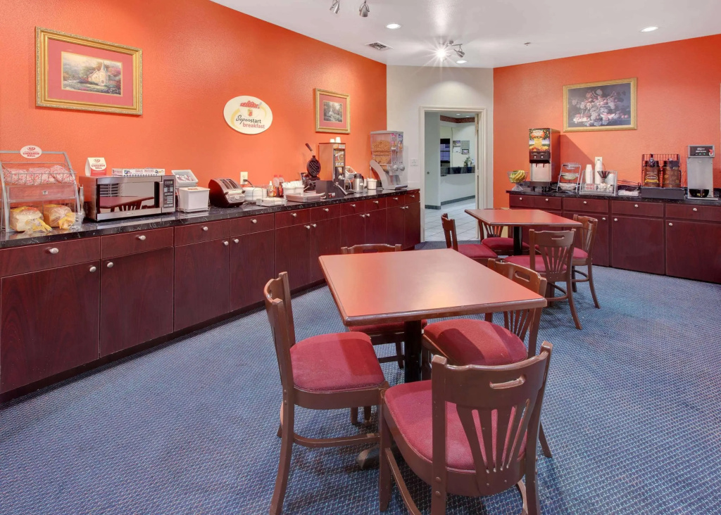 Hotel photo 16