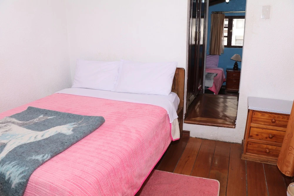 1 Bedroom Economy Double room (full double bed)
