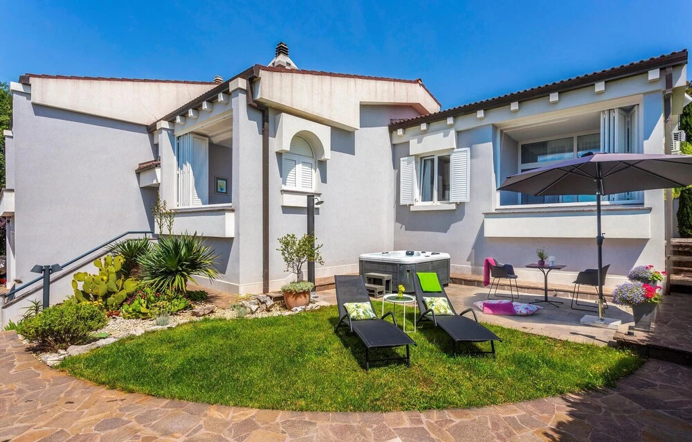 Nice Home in Njivice with Hot Tub, WiFi & 1 Bedrooms