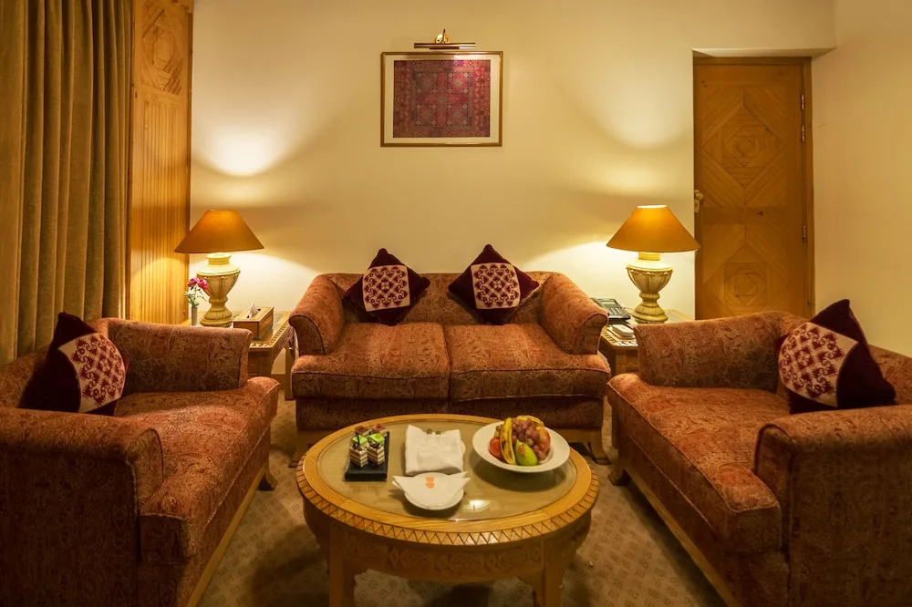 Gilgit Serena Hotel - Chambres
