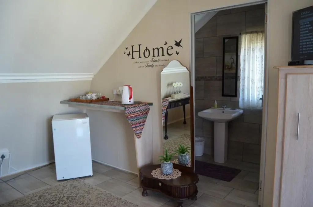 Standard Double room with balcony (full double bed)