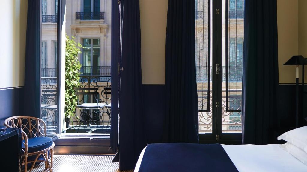 Monsieur George Hotel & Spa – Champs Elysées 54