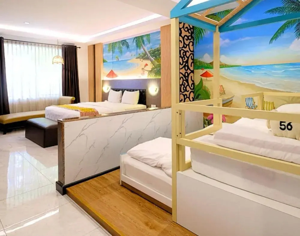 Standard Double Family room with balcony (full double bed)
