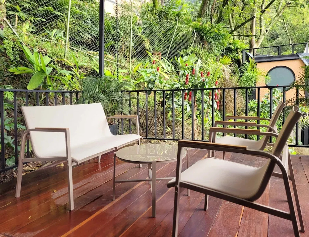 w Captivating 2BR w Terrace in Poblado