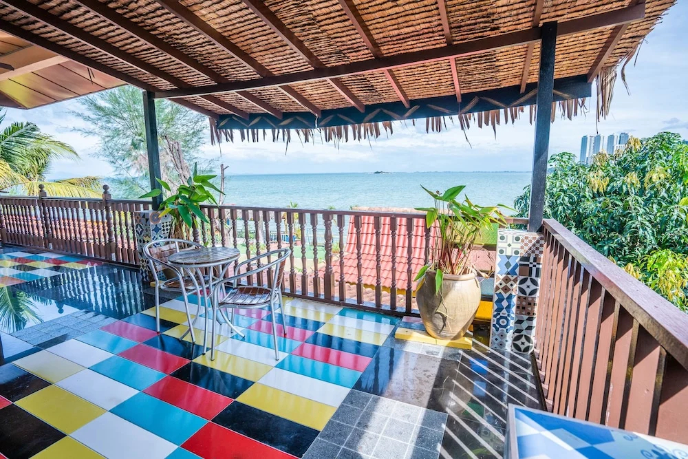 Lost Paradise Resort