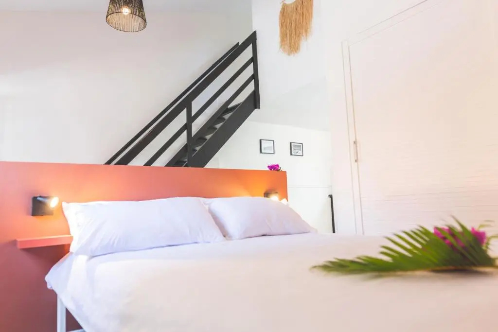 2 Bedrooms Cottage