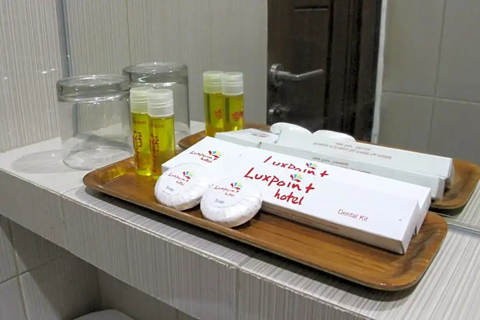 Luxpoint Hotel Surabaya - Chambres