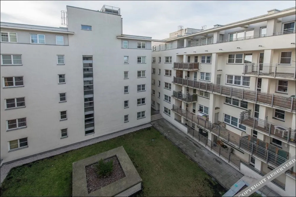 Apartment Plac Bankowy