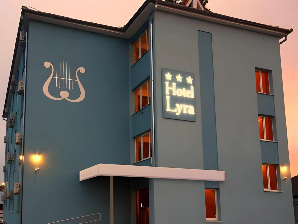 Hotel Lyra