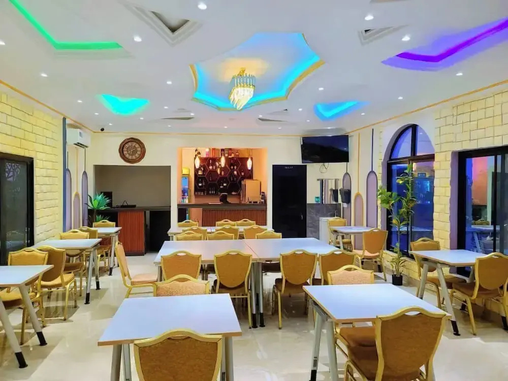 Hotel photo 12
