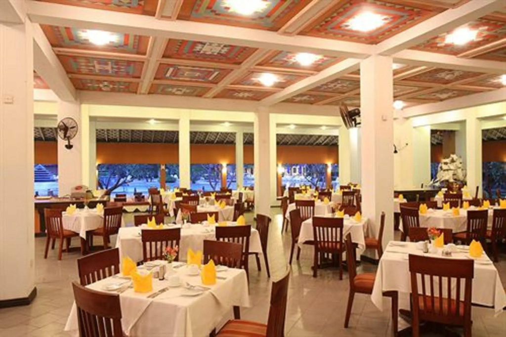 Club Palm Bay — Marawila