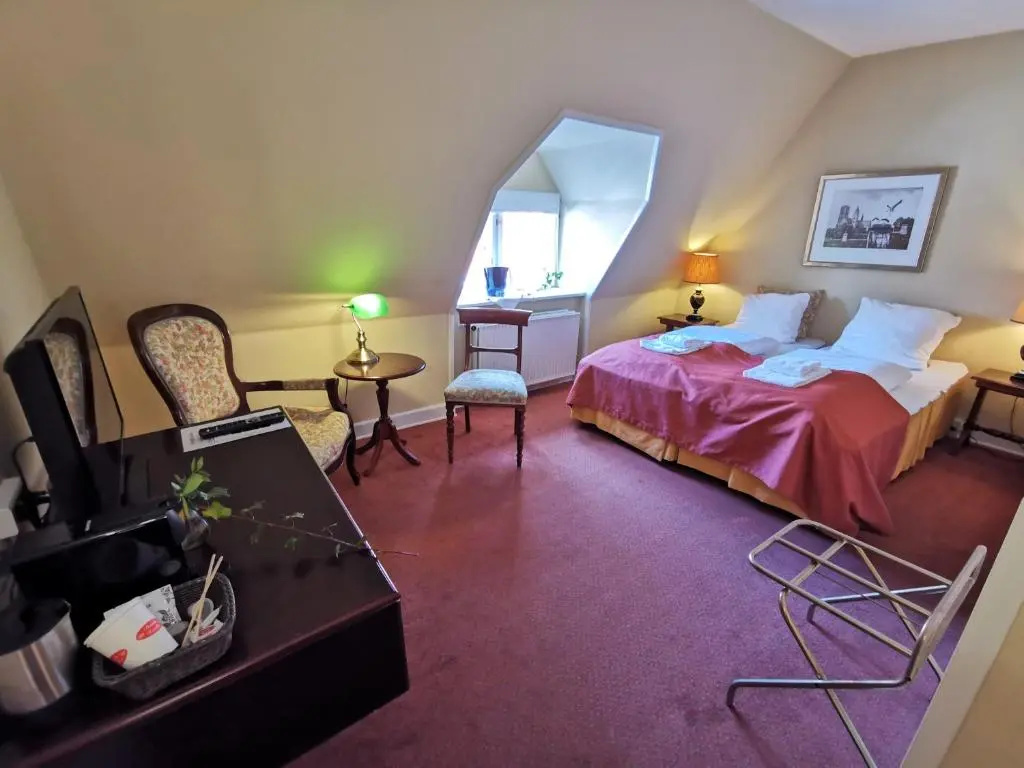 Standard Double room with view (full double bed)