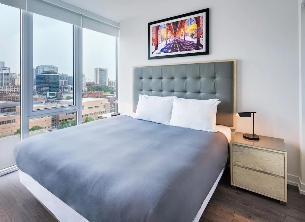 1 Bedroom Deluxe Suite