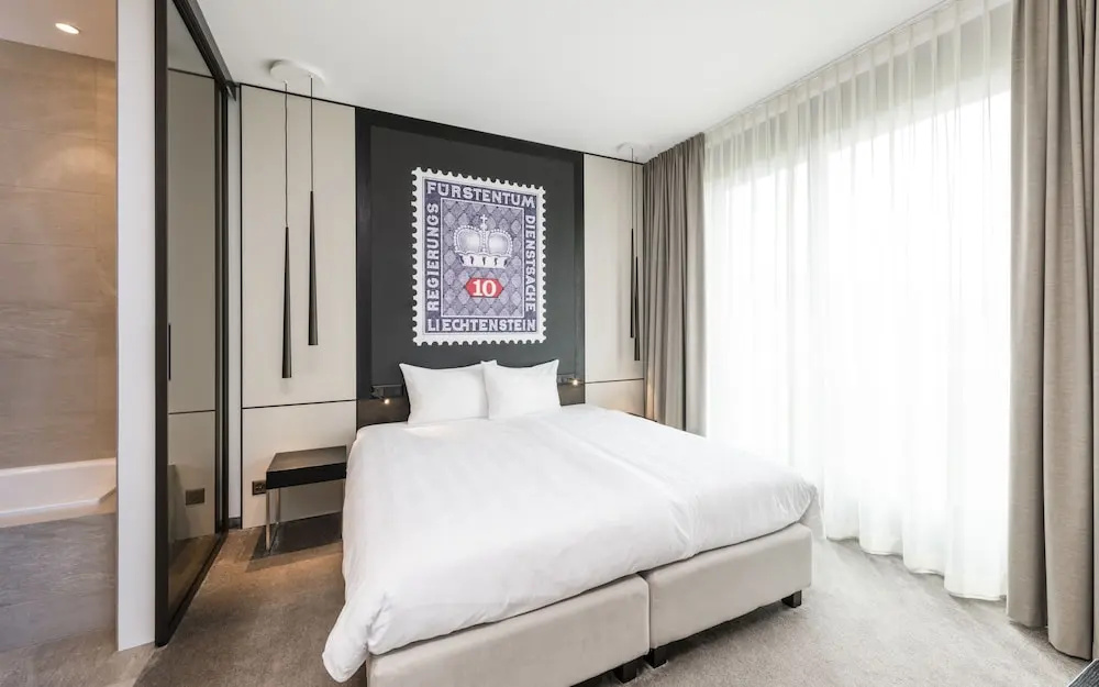 Standard Suite