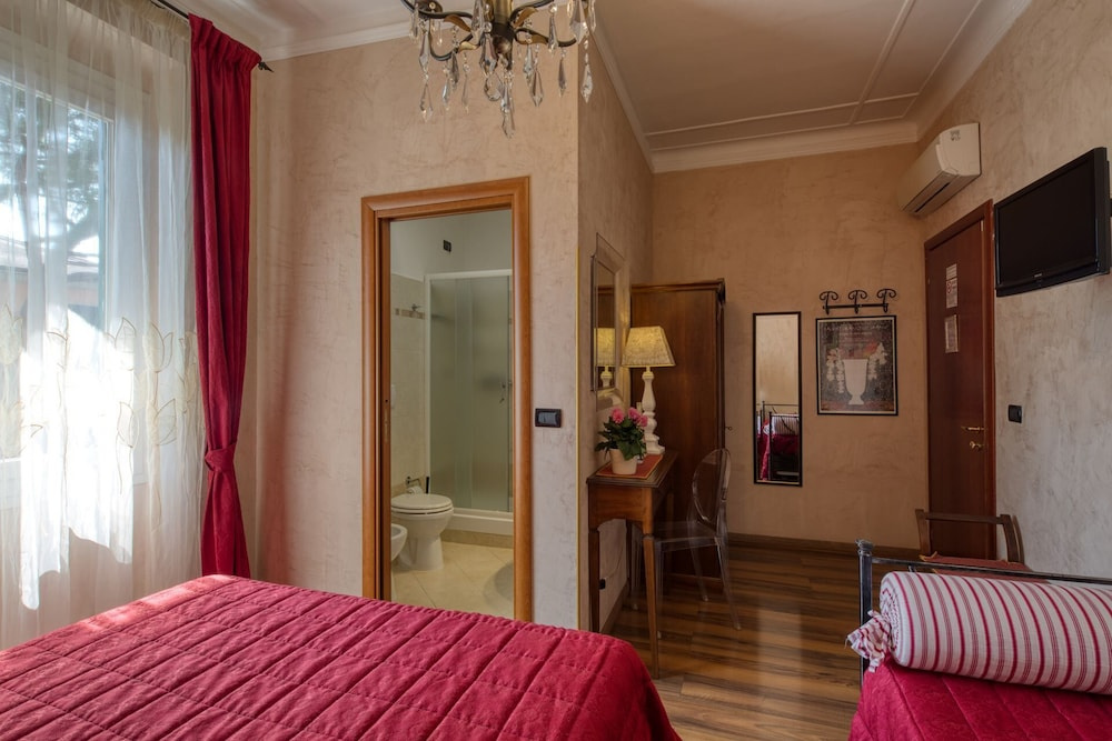 Hotel photo 32