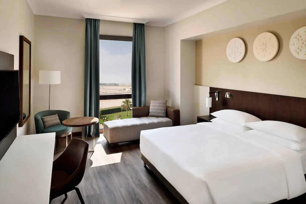 Deluxe Double room (full double bed)