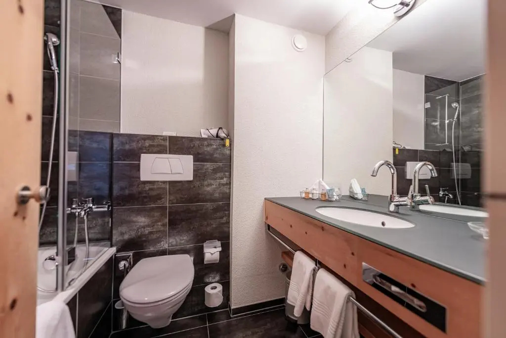 Adula Hotel - Chambres