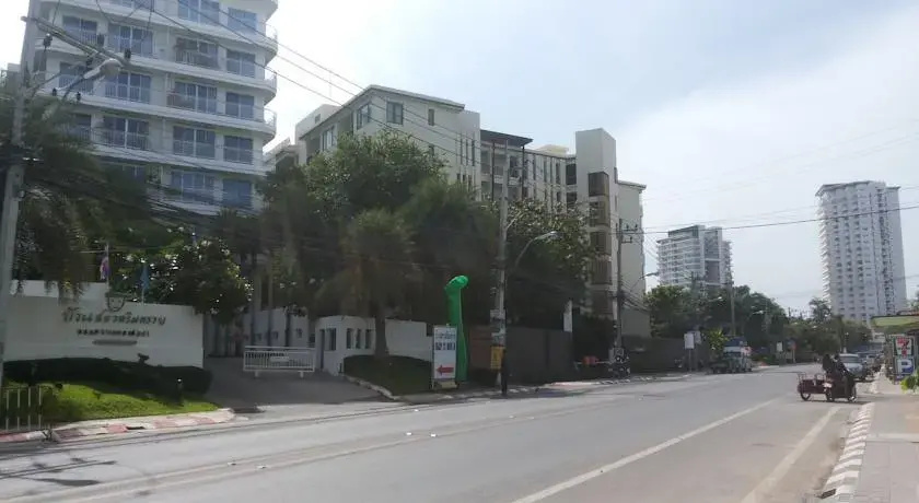 Baan Suan Rimsai