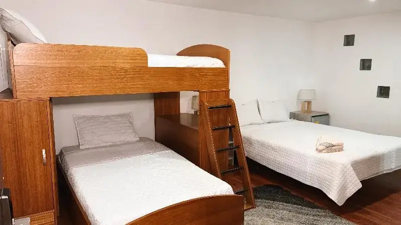 Comfort room