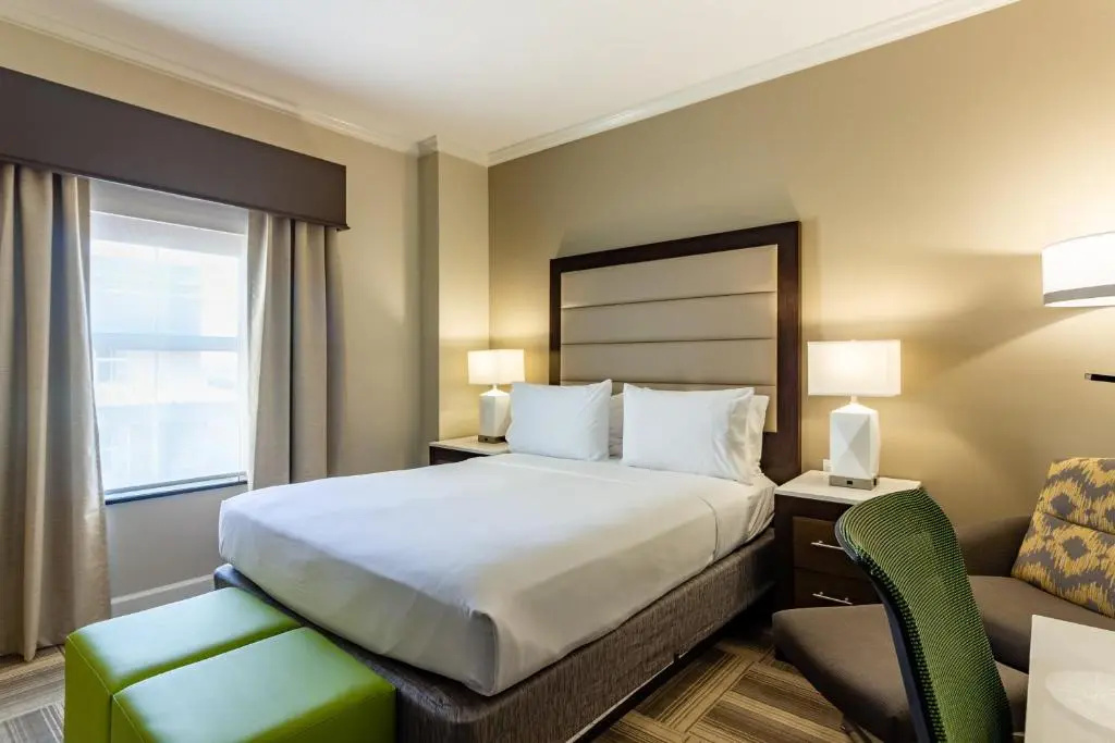 Holiday Inn Express Savannah - Historic District by IHG - Chambres