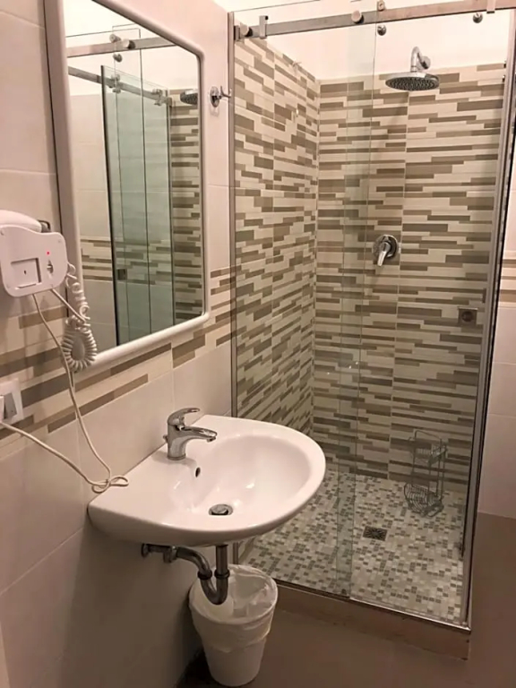 尊爵四人房，配有兩張大床