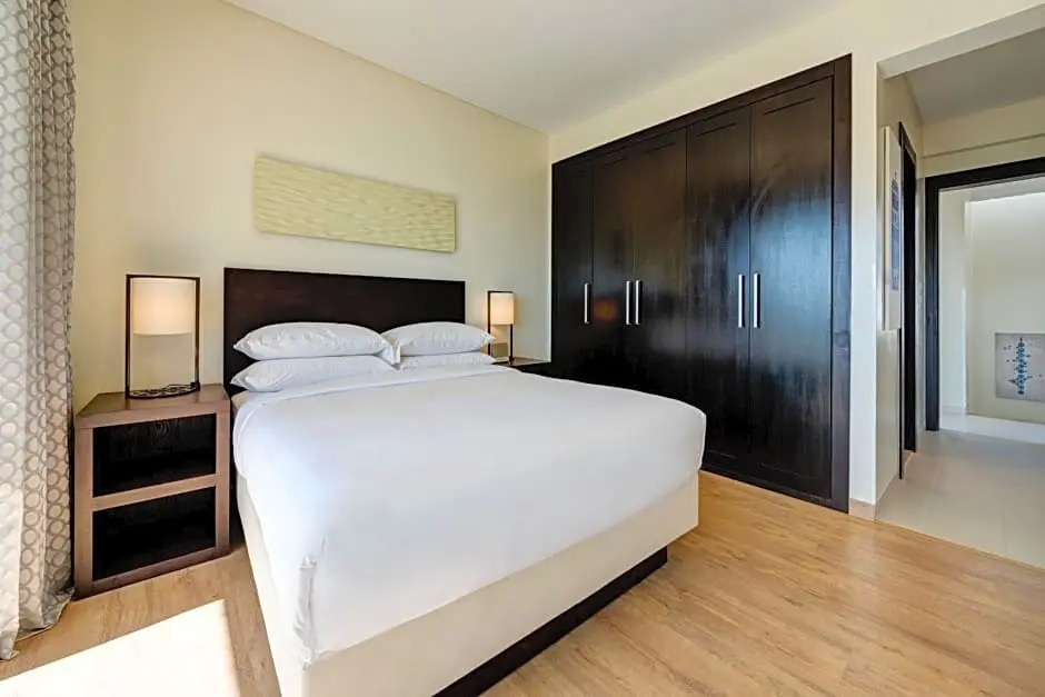 Villa with Private Pool with mountain view