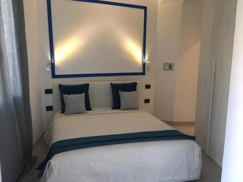 Standard Double room with garden view (full double bed)