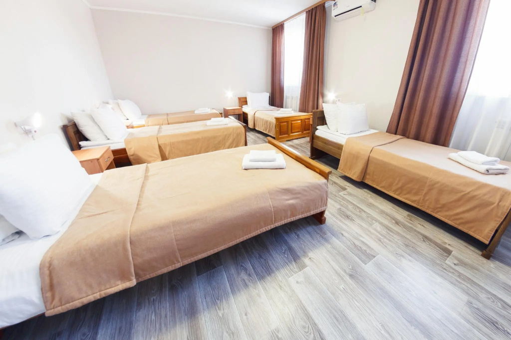 Standard Quintuple room