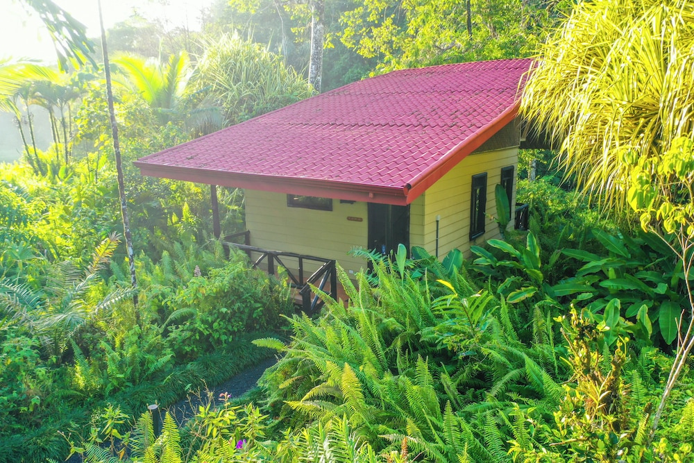 Bungalow with balcony