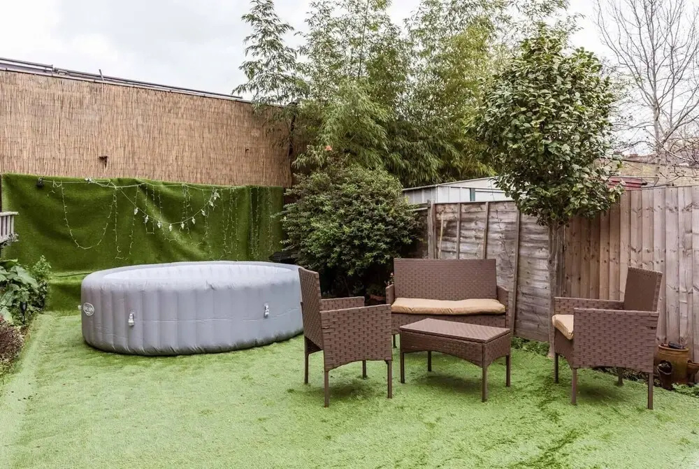 North Central London House/ Sleeps8/garden/wifi
