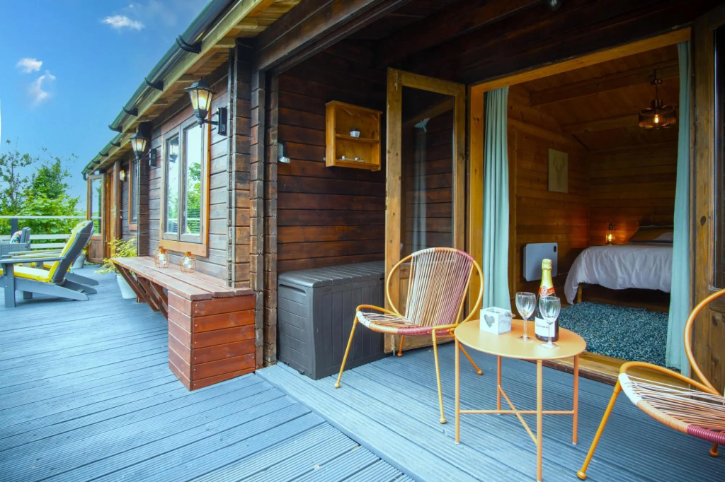 The Lodge At Sheepswalk Farm - 2 Bedroom Lodge - Stepaside