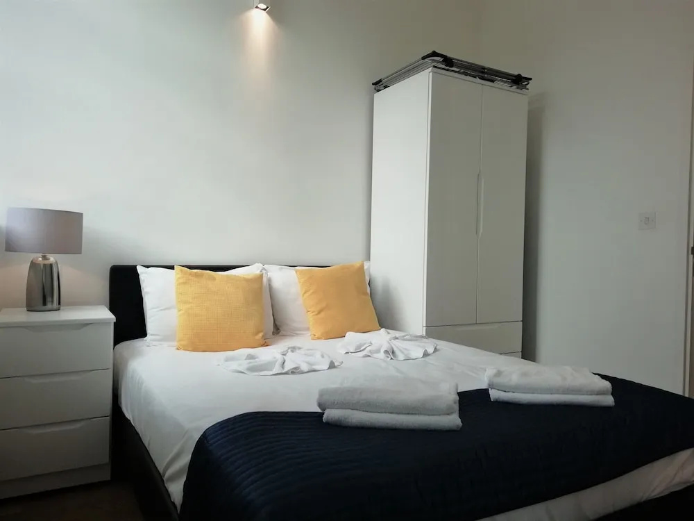 Still Life Chancery Lane Deluxe