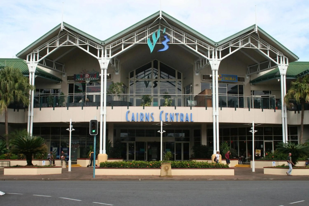 Stunning Costal 3 Bedroom Apartment In Cairns Cbd
