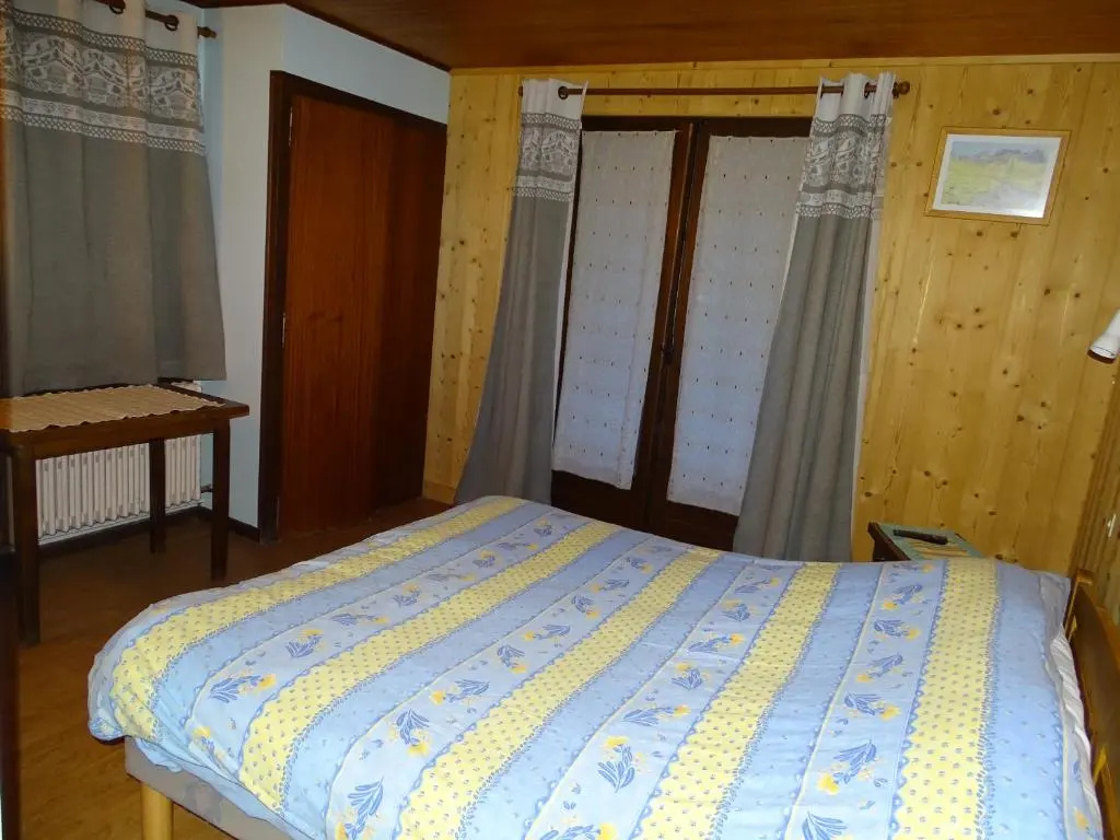 Standard Double room with balcony (full double bed)