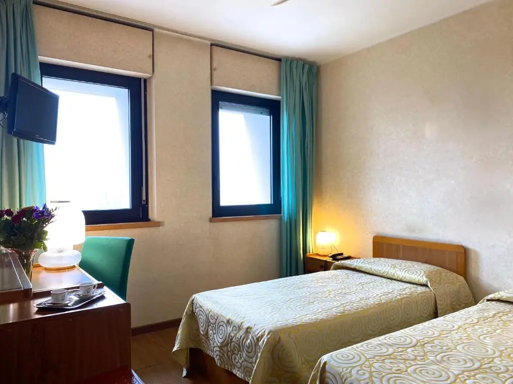 Hotel Ristorante Sasso - Chambres