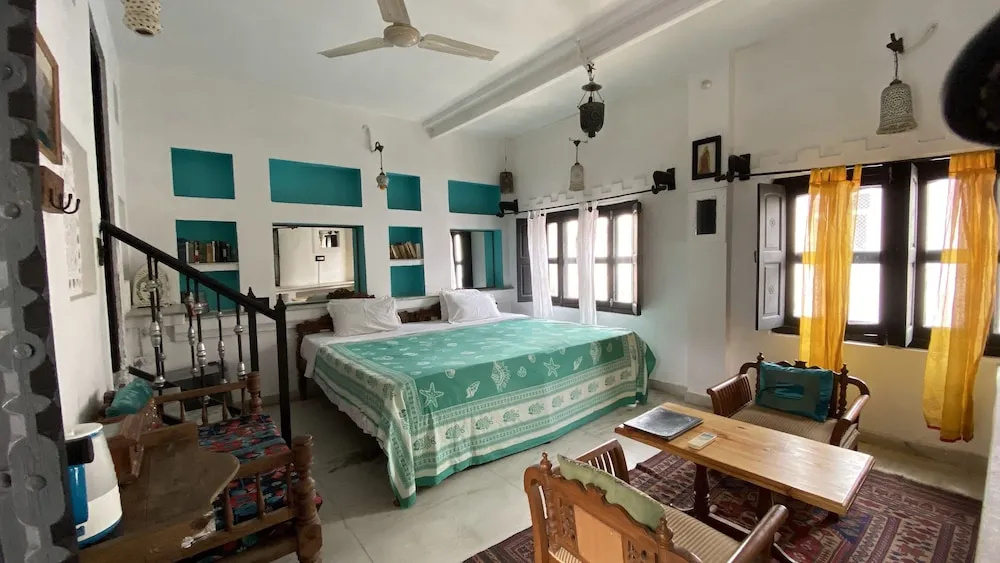 Deluxe Double room (twin beds)