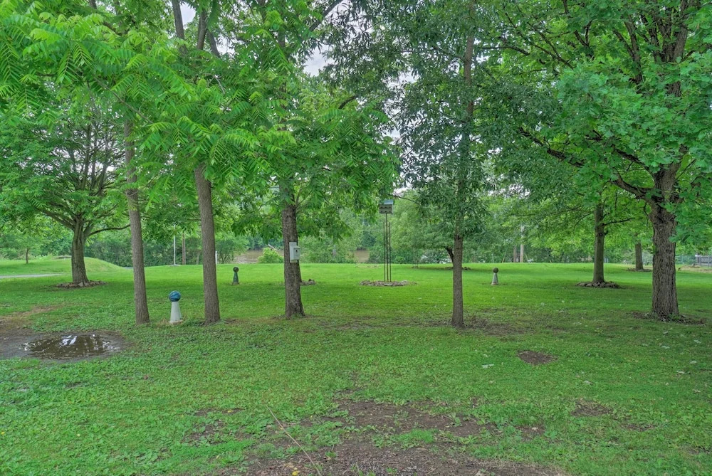 Quaint Zanesville Home w/ Game Room & Yard!