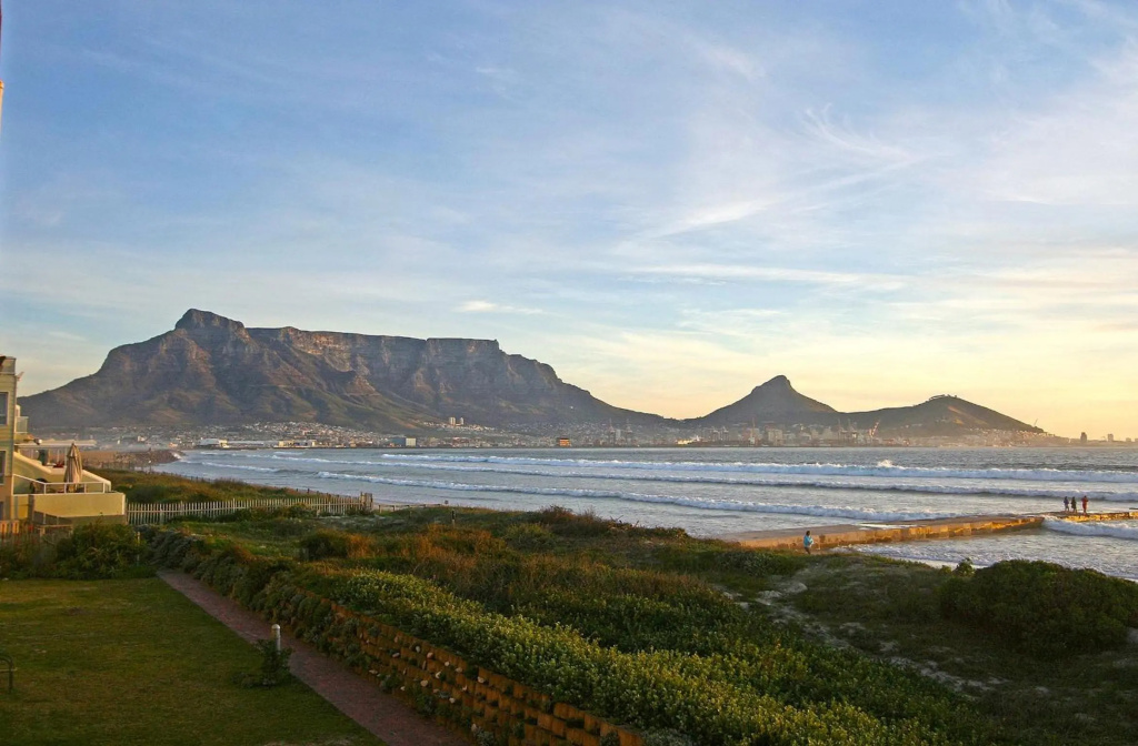 Leisure Bay 207 by HostAgents