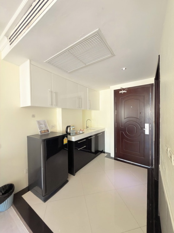 CT Suite — 4