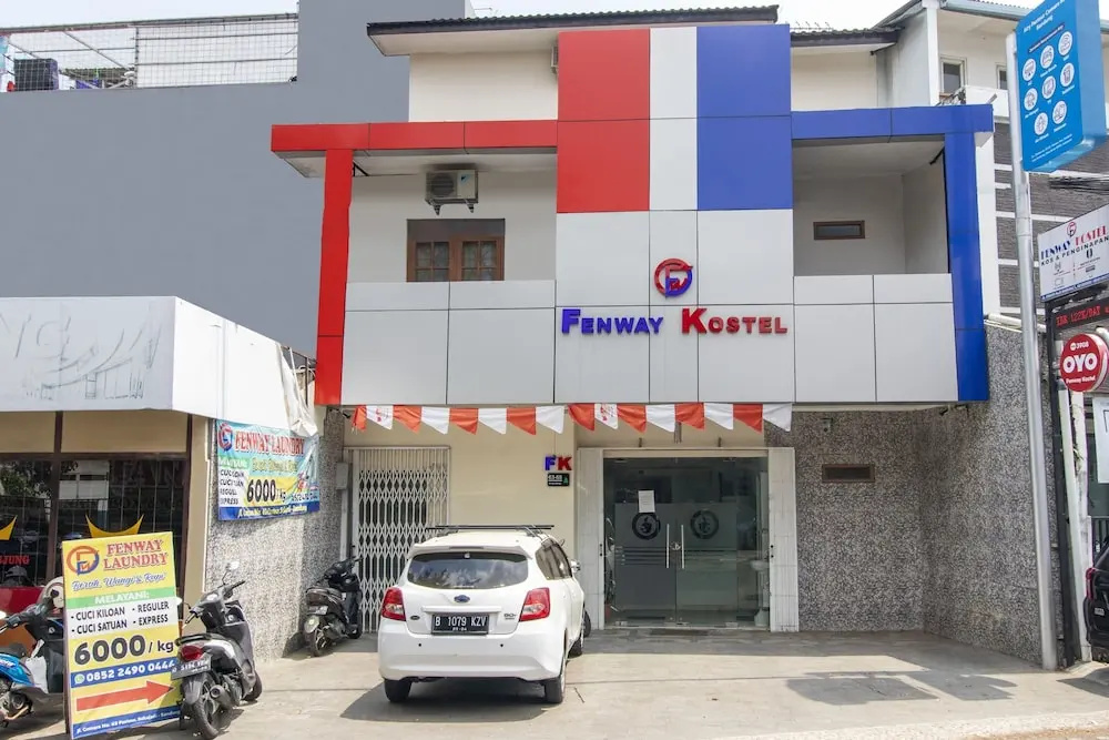 Fenway Kostel by OYO Rooms