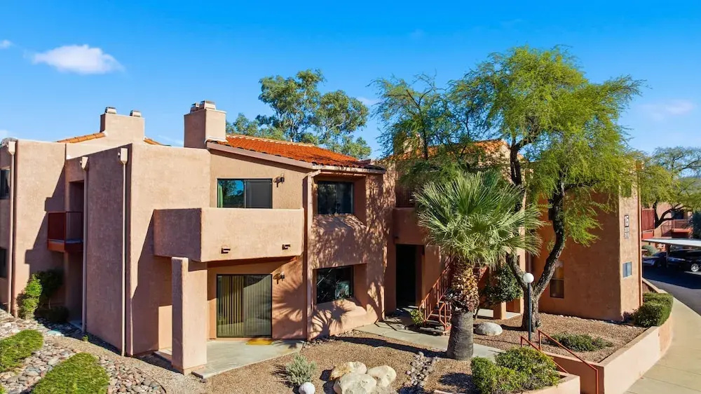 Saguaro Lodge Luxury comfort in Tucson