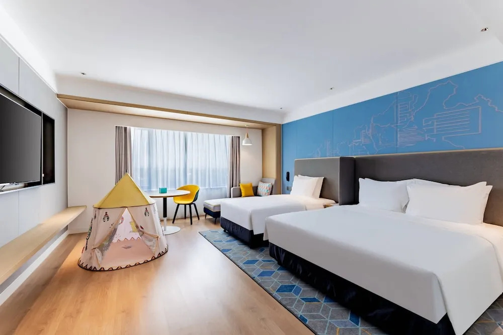Трёхместный номер Standard в Holiday Inn Express Hohhot East Station, an IHG Hotel