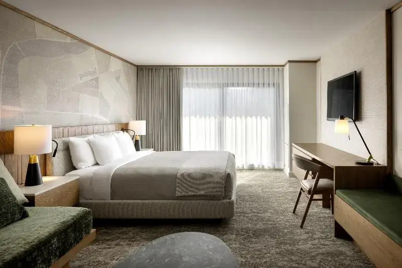 Standard Double room with balcony (full double bed)