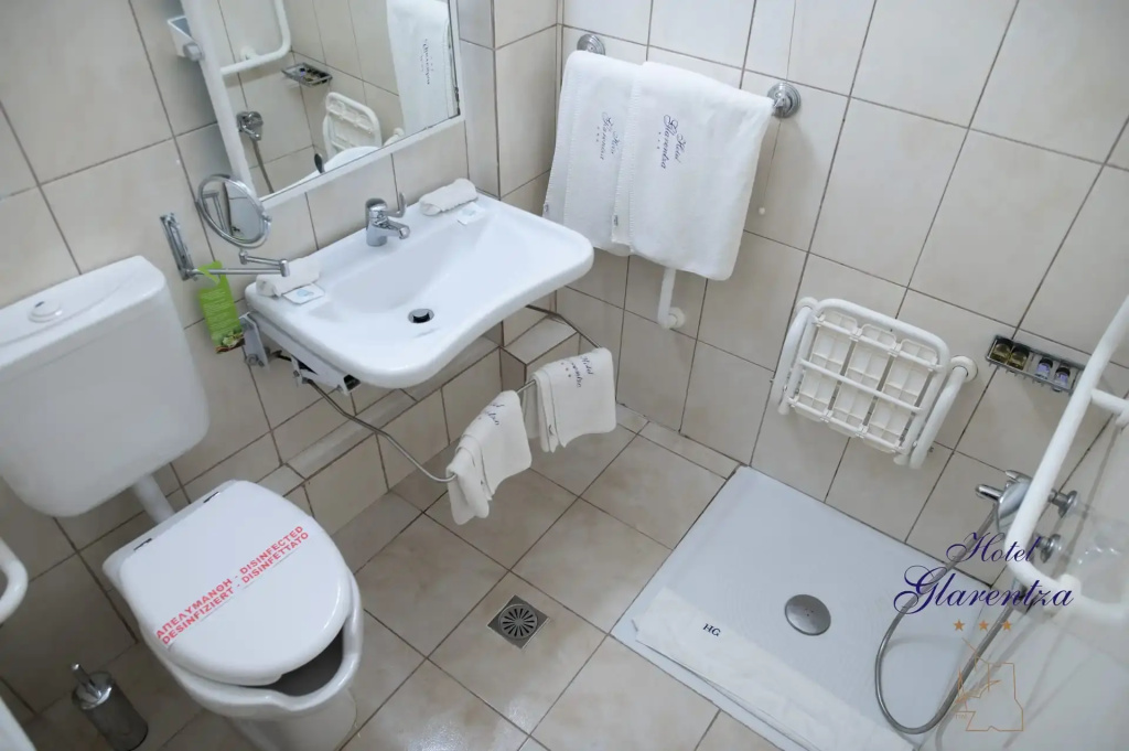 Standard Double room (twin beds)