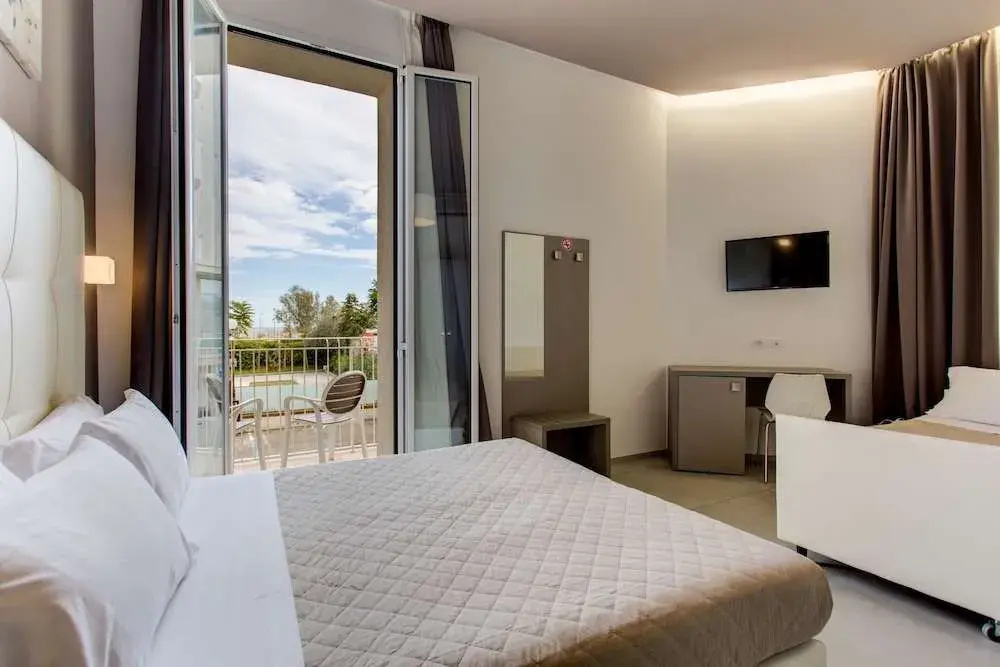 Hotel photo 11