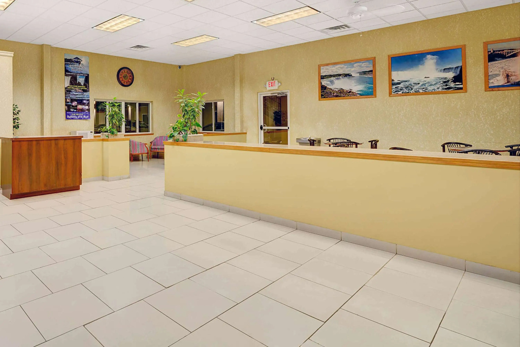 Lobby & Reception
